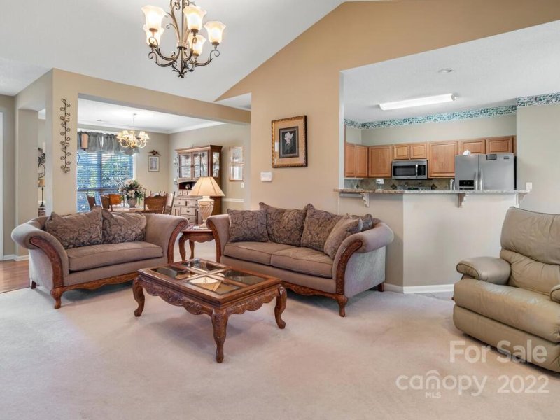 Property image 3 at 326 Pole Barn Drive, Asheville, NC 28806