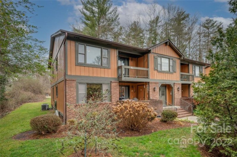 Property image 3 at 1767 Haywood Manor Road, Hendersonville, NC 28791