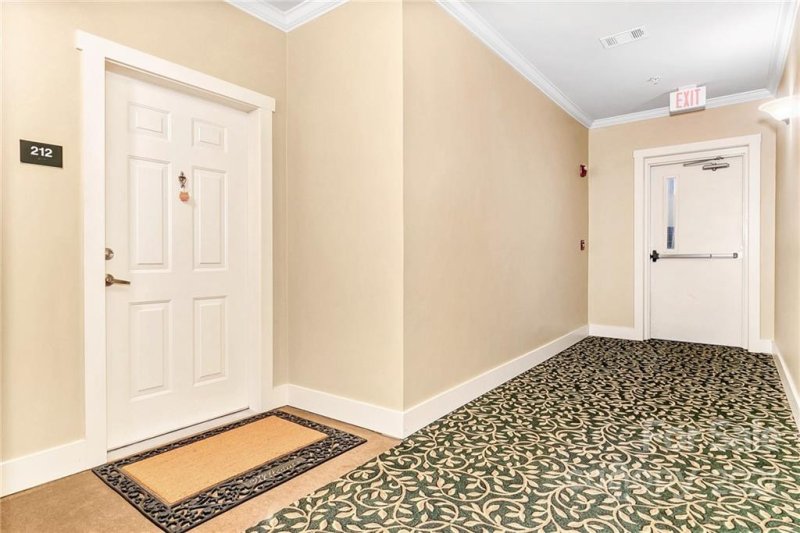 Property image 3 at 9 Kenilworth Knoll, Asheville, NC 28805