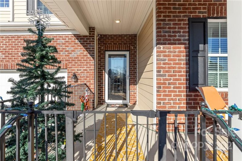 Property image 3 at 16920 Belmont Stakes Lane, Charlotte, NC 28278