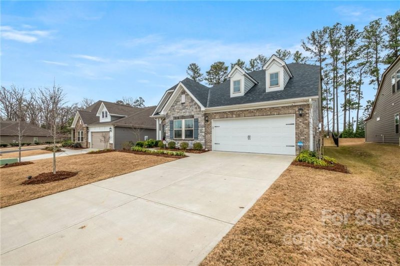 Property image 3 at 14907 Batteliere Drive, Charlotte, NC 28278