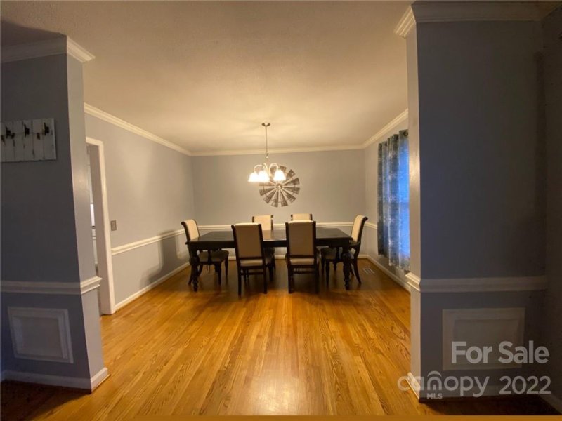 Property image 2 at 6601 Pawnee Drive, Charlotte, NC 28214