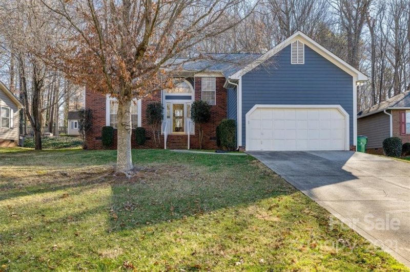 3805 Hedingham Court