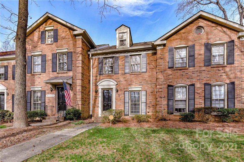 Property image 3 at 9101 Nolley Court, Charlotte, NC 28270