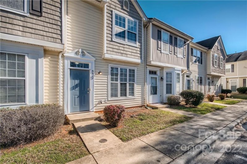 Property image 4 at 5517 Seths Drive, Charlotte, NC 28269