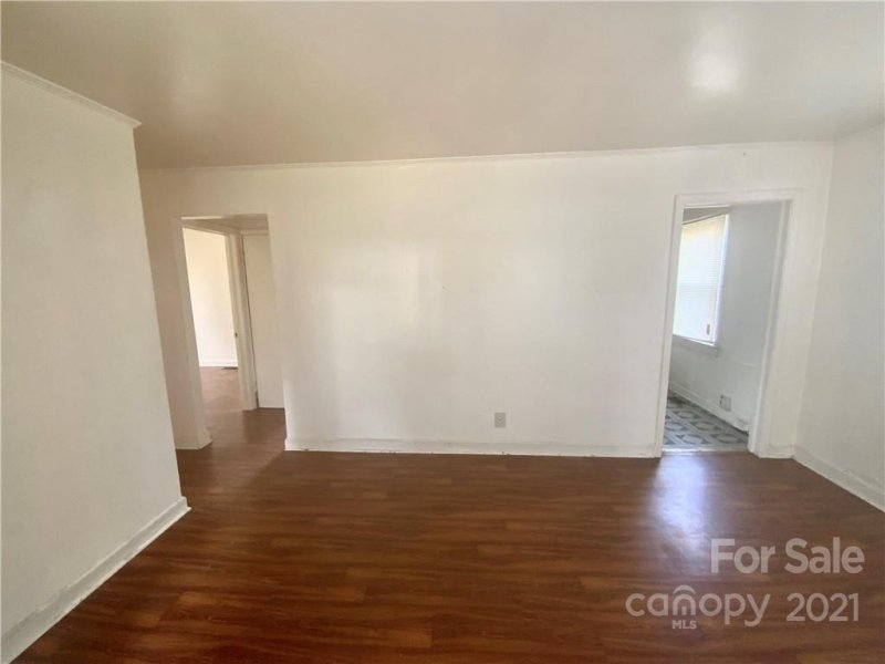 Property image 3 at 1825 Double Oaks Road, Charlotte, NC 28206