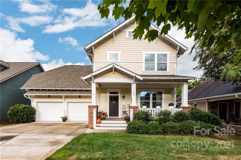 Property image 4 at 107 Lavender Bloom Loop, Mooresville, NC 28036