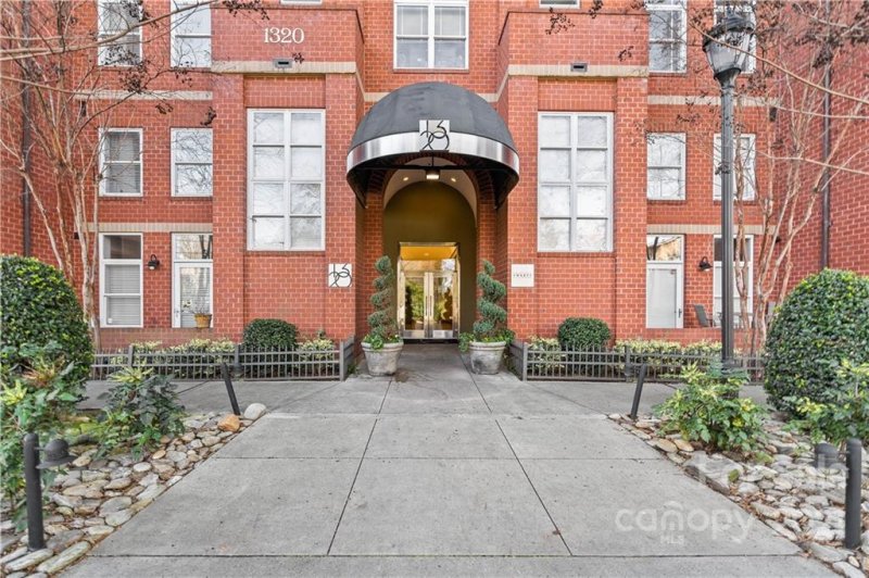 Property image 2 at 1320 Fillmore Avenue, Charlotte, NC 28203