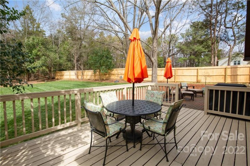 Property image 2 at 2400 Fernbank Drive, Charlotte, NC 28226