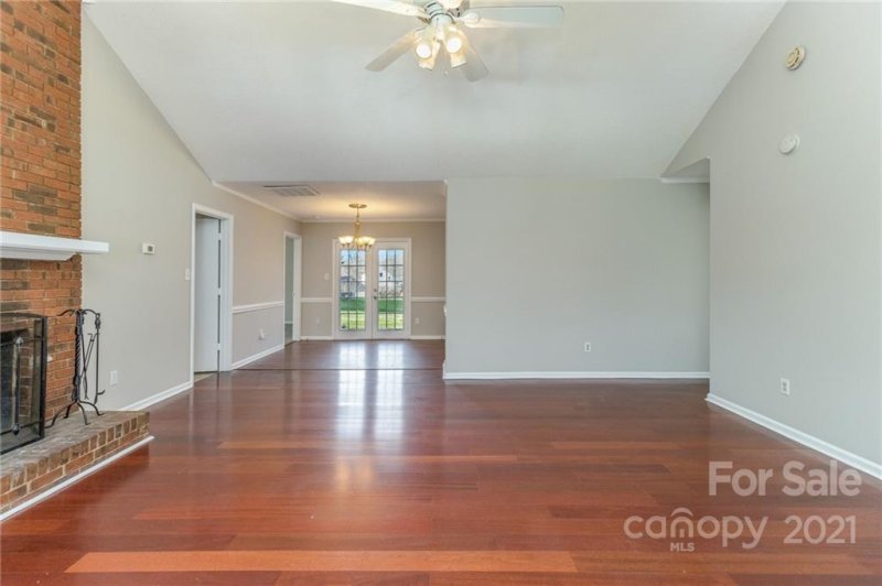 Property image 3 at 5717 Lambrook Court, Charlotte, NC 28269