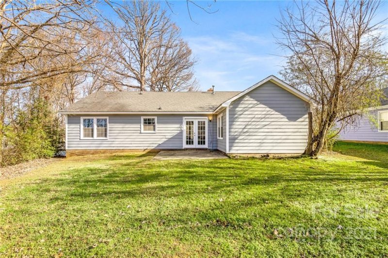 Property image 5 at 5717 Lambrook Court, Charlotte, NC 28269