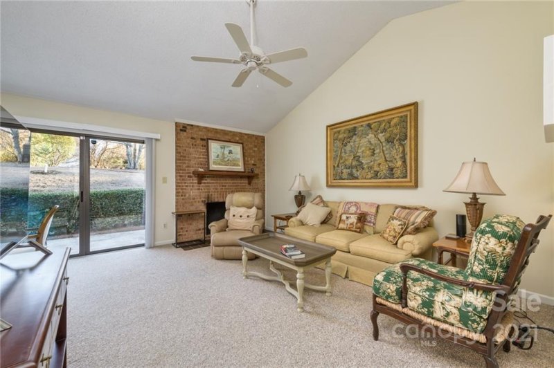 Property image 3 at 7807 Davinci Lane, Charlotte, NC 28226