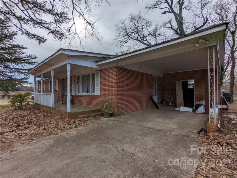 Property image 4 at 3403 Cinderella Drive, Dallas, NC 28034