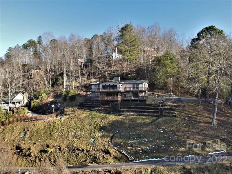 Property image 3 at 789 Tobacco Branch Road, Almond, NC 28702