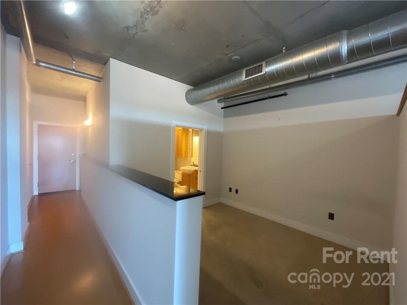 Property image 4 at 505 E 6th Street, Charlotte, NC 28202