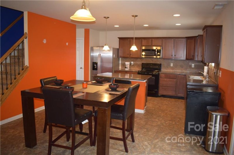 Property image 4 at 6211 Ganso Lane, Charlotte, NC 28214