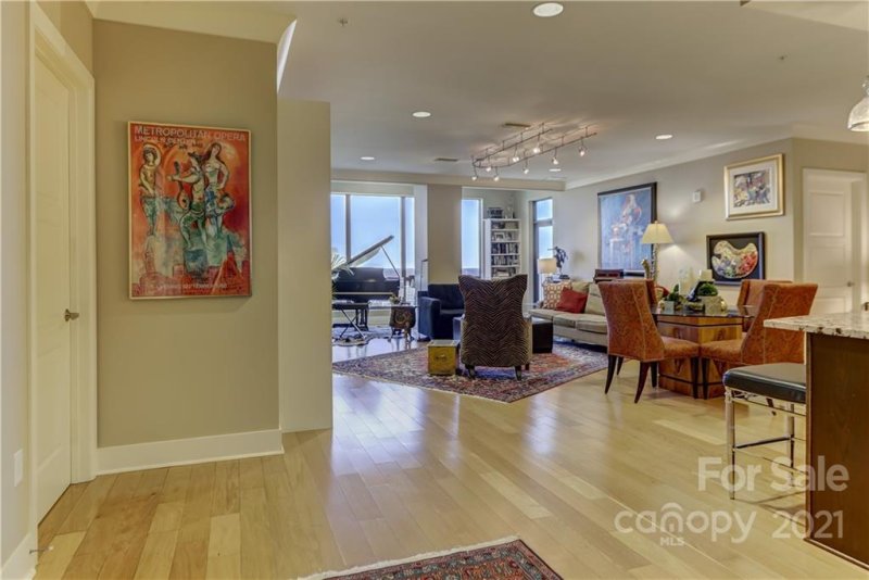 Property image 3 at 222 Caldwell Street, Charlotte, NC 28202