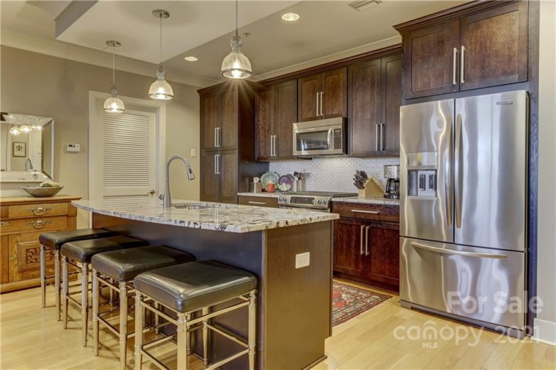 Property image 4 at 222 Caldwell Street, Charlotte, NC 28202