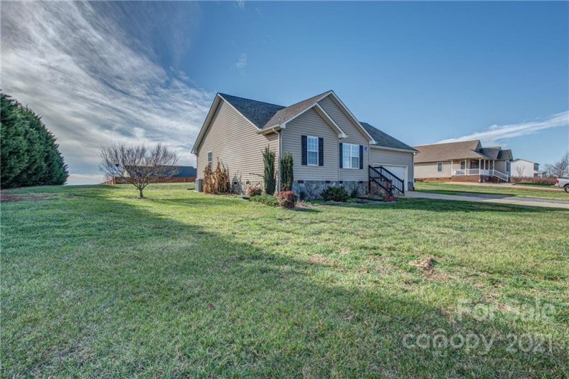 Property image 3 at 2681 Eagle Drive, Lincolnton, NC 28092