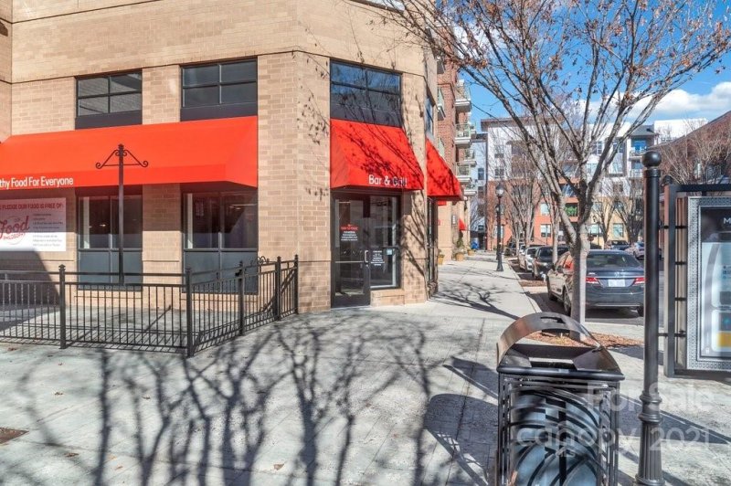 Property image 2 at 721 Governor Morrison Street, Charlotte, NC 28211