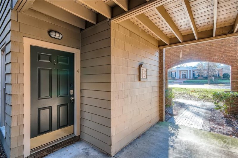 Property image 3 at 1109 Morehead Street, Charlotte, NC 28204