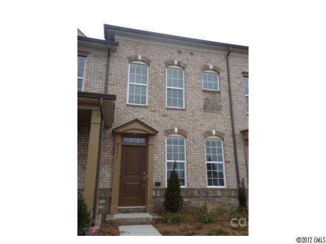 2351 Donnington Lane