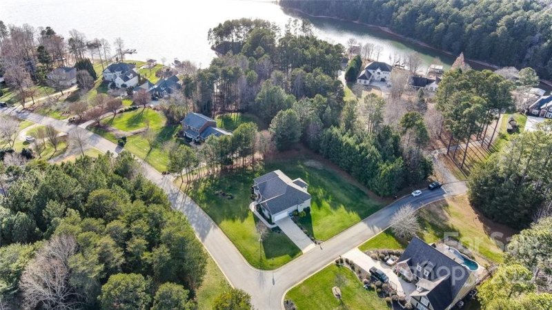 Property image 3 at 9271 Belle Pines Court, Sherrills Ford, NC 28673