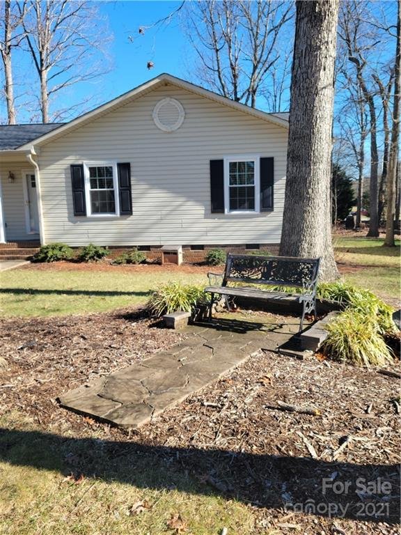 Property image 3 at 412 10th Avenue, Conover, NC 28613