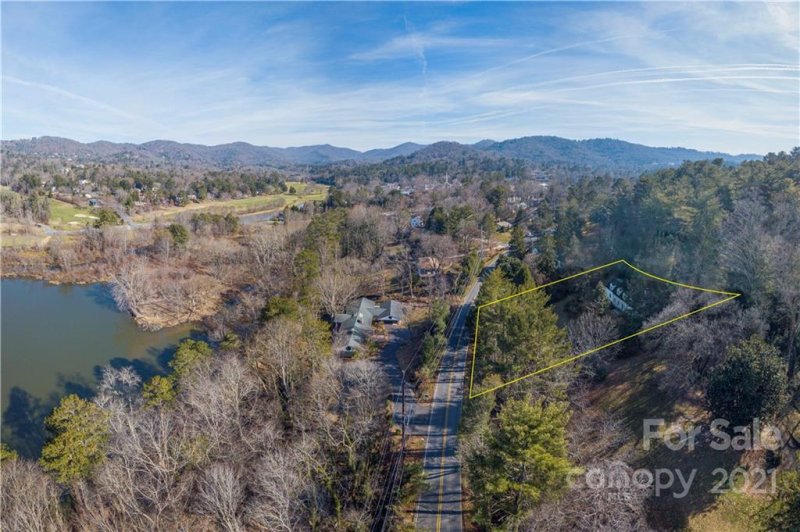 Property image 3 at 3 Pine Tree Road, Asheville, NC 28804