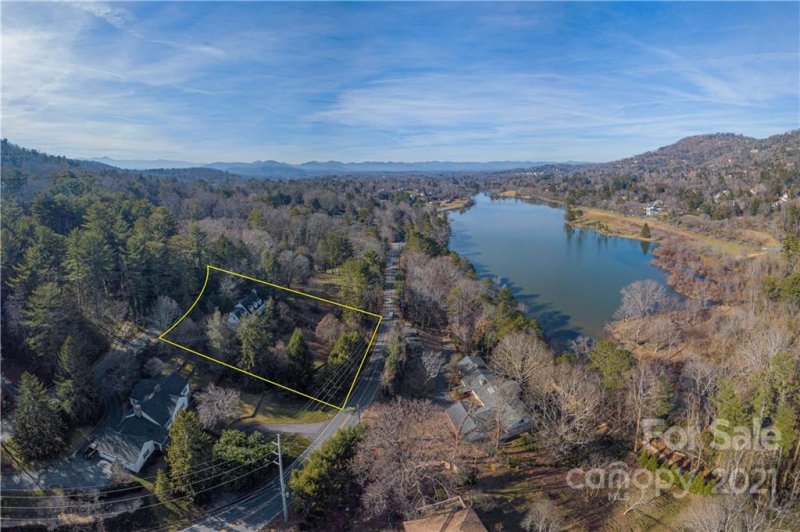 Property image 5 at 3 Pine Tree Road, Asheville, NC 28804