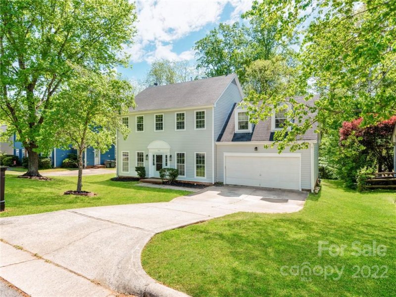 Property image 2 at 1914 Stonewyck Avenue, Kannapolis, NC 28081