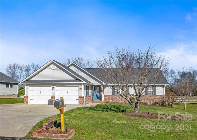 Property image 2 at 82 Beaver Dam Drive, Mills River, NC 28759