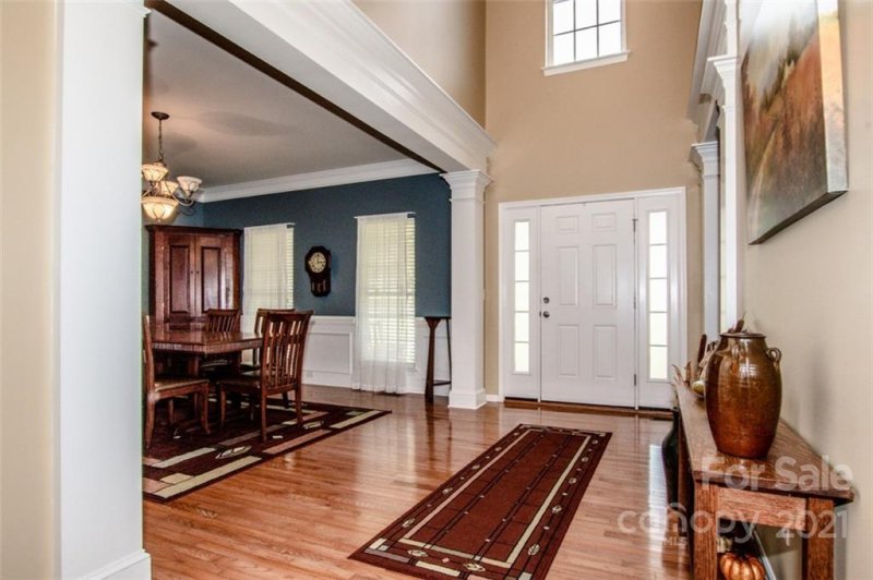 Property image 3 at 109 Glastonbury Drive, Mooresville, NC 28115