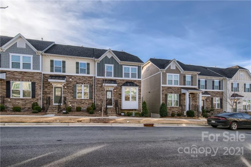 Property image 2 at 11745 Blessington Road, Huntersville, NC 28078