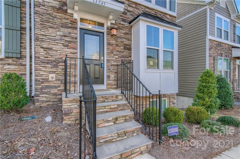 Property image 3 at 11745 Blessington Road, Huntersville, NC 28078