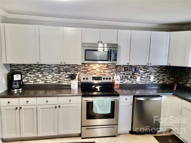 Property image 5 at 2108 Garland Avenue, Gastonia, NC 28052