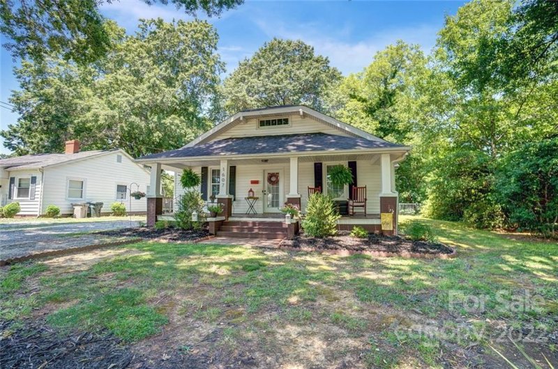 Property image 2 at 1607 Florida Street, Gastonia, NC 28052
