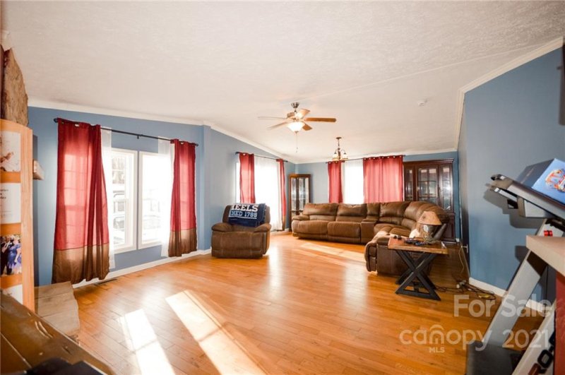 Property image 2 at 9 Clark Meadow Lane, Candler, NC 28715