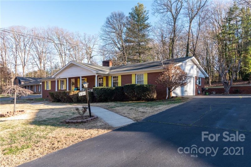 Property image 2 at 528 Stoneybrook Road, Statesville, NC 28677