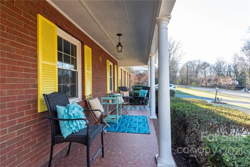 Property image 3 at 528 Stoneybrook Road, Statesville, NC 28677