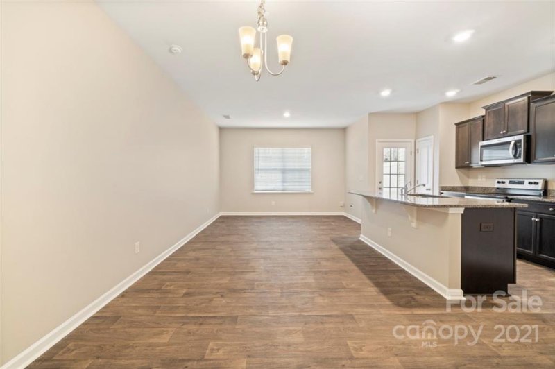 Property image 4 at 6029 Guildford Hill Lane, Charlotte, NC 28215