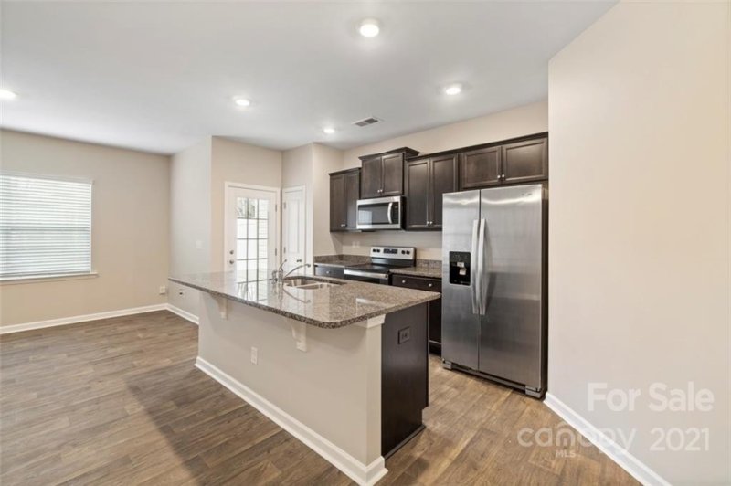 Property image 5 at 6029 Guildford Hill Lane, Charlotte, NC 28215