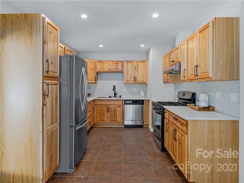 Property image 3 at 60 New Jersey Avenue, Asheville, NC 28806