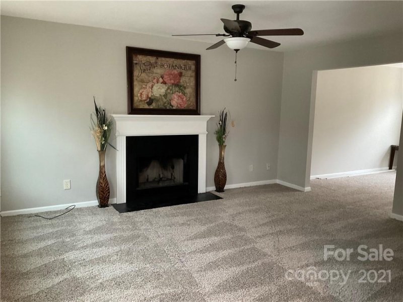 Property image 2 at 1340 Mcallister Drive, Charlotte, NC 28216
