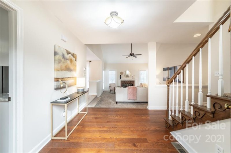 Property image 2 at 5236 Wimbleton Court, Charlotte, NC 28226