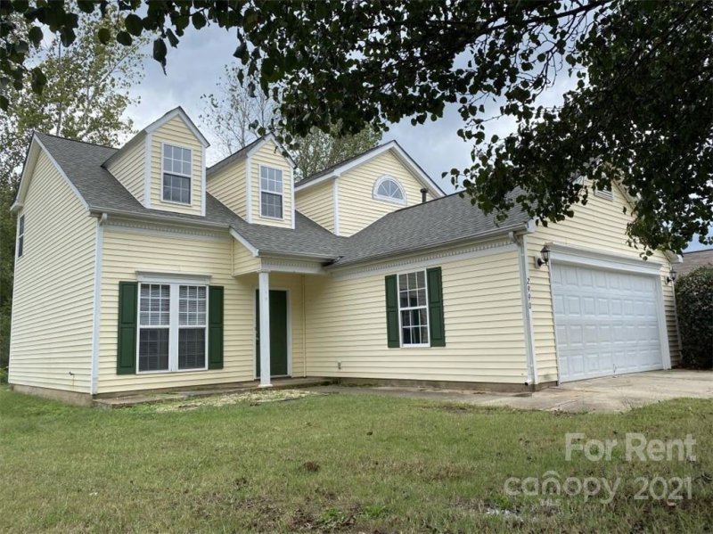 2990 Hawick Commons Drive