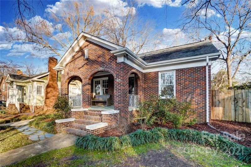 Property image 3 at 1820 Thomas Avenue, Charlotte, NC 28205