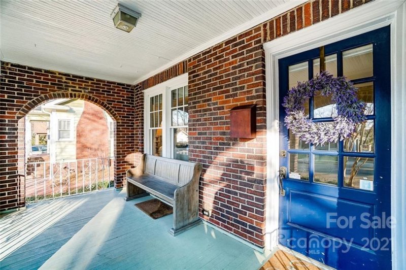 Property image 4 at 1820 Thomas Avenue, Charlotte, NC 28205