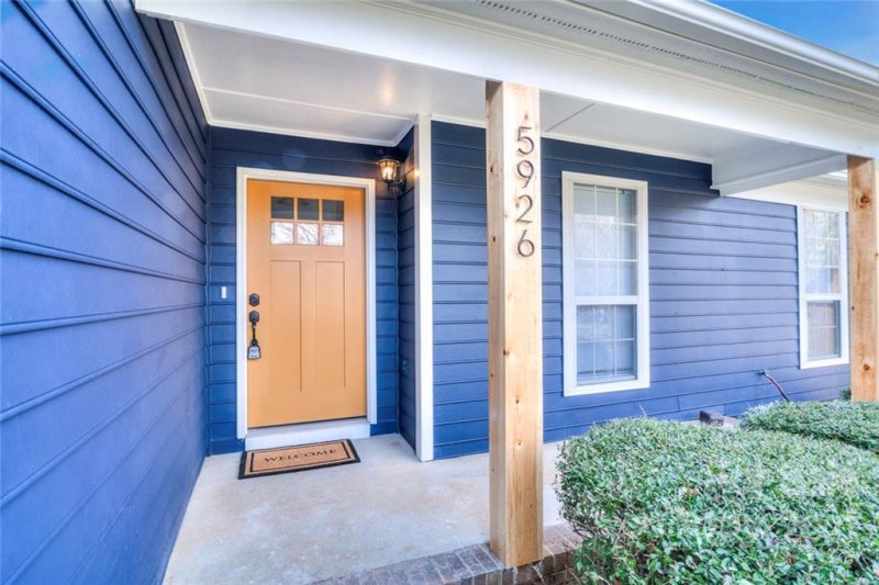 Property image 2 at 5926 Scots Bluff Drive, Charlotte, NC 28227