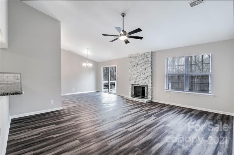 Property image 3 at 5926 Scots Bluff Drive, Charlotte, NC 28227